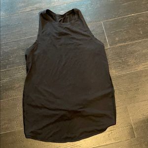 Lululemon Tank.